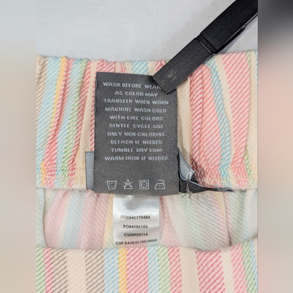 Like New! Torrid Multicolor Striped Challis Shorts - Picture 7 of 9